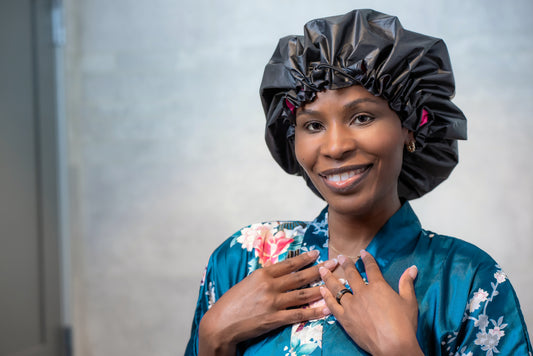 ENVY US HAIR Satin-Lined Shower Cap with Adjustable Drawstring